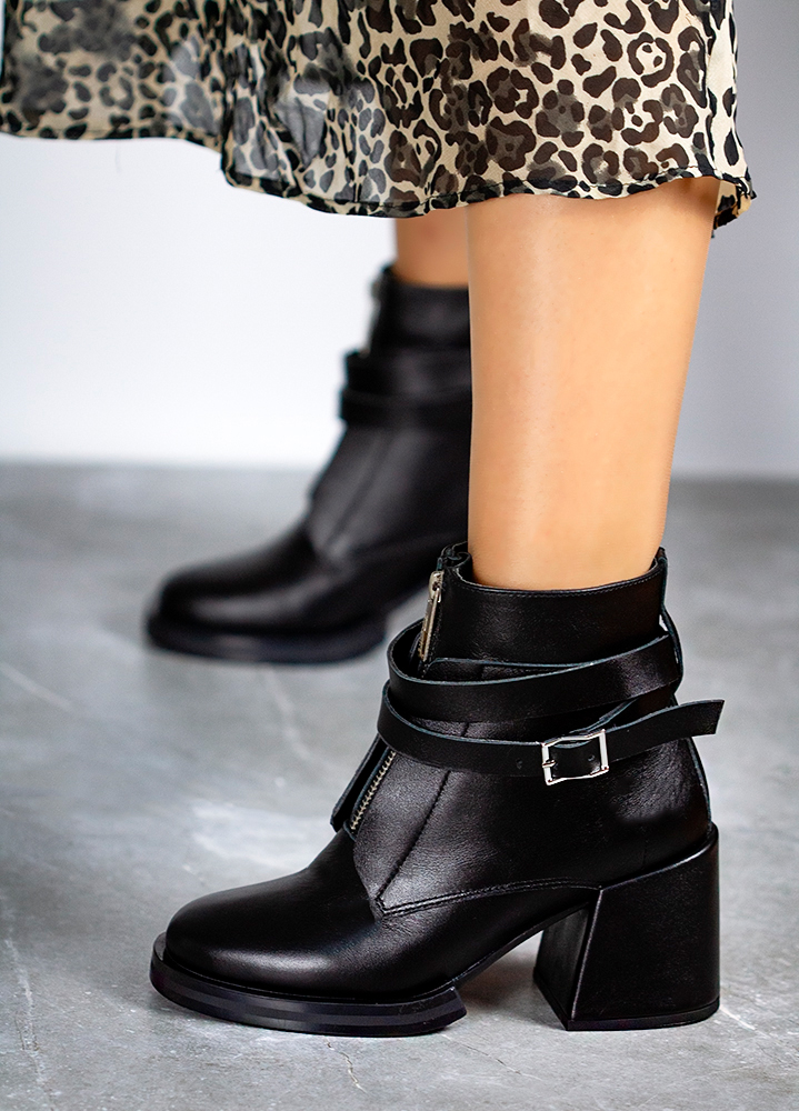 Черевики ботильйони жіночі шкіряні чорні Злата 8035-28