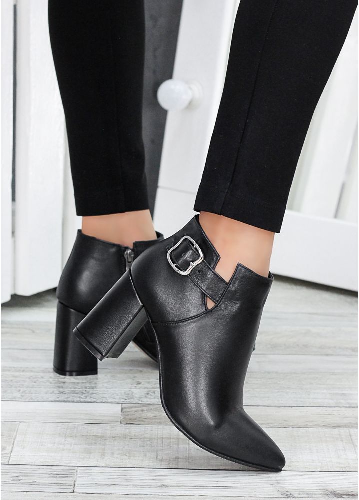 Ботинки ботильоны женские кожаные черные Sollo 7759-28