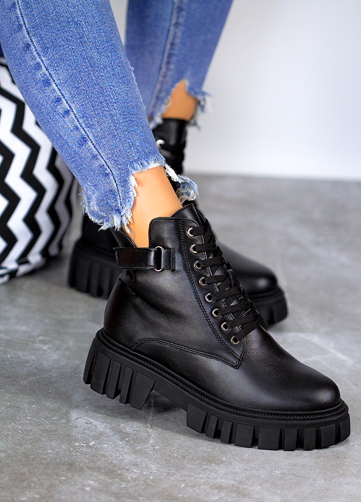 Черевики жіночі шкіряні чорні 8056-28