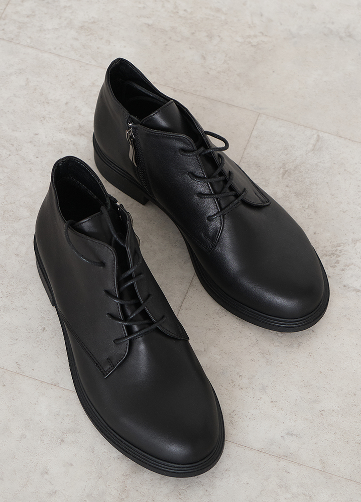 Черевики короткі жіночі шкіряні чорні 8444-28