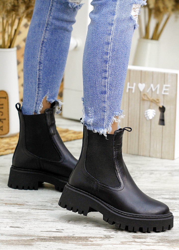 Черевики Челсі жіночі шкіряні чорні 7801-28