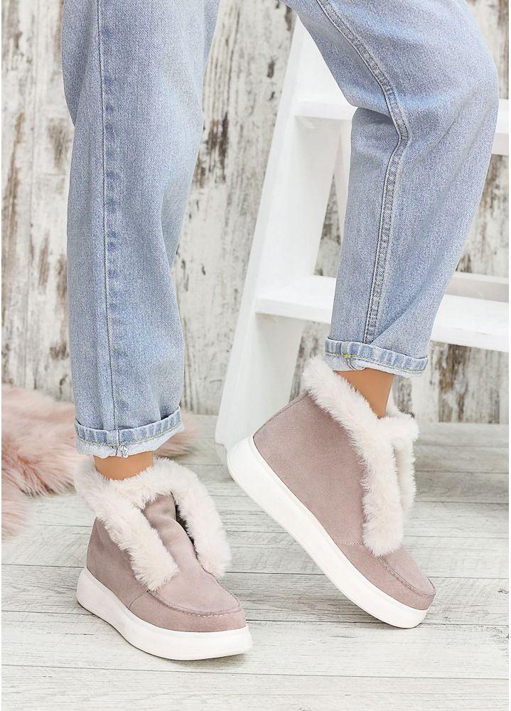 Ботинки короткие женские замша  пудра LORO 7542-28