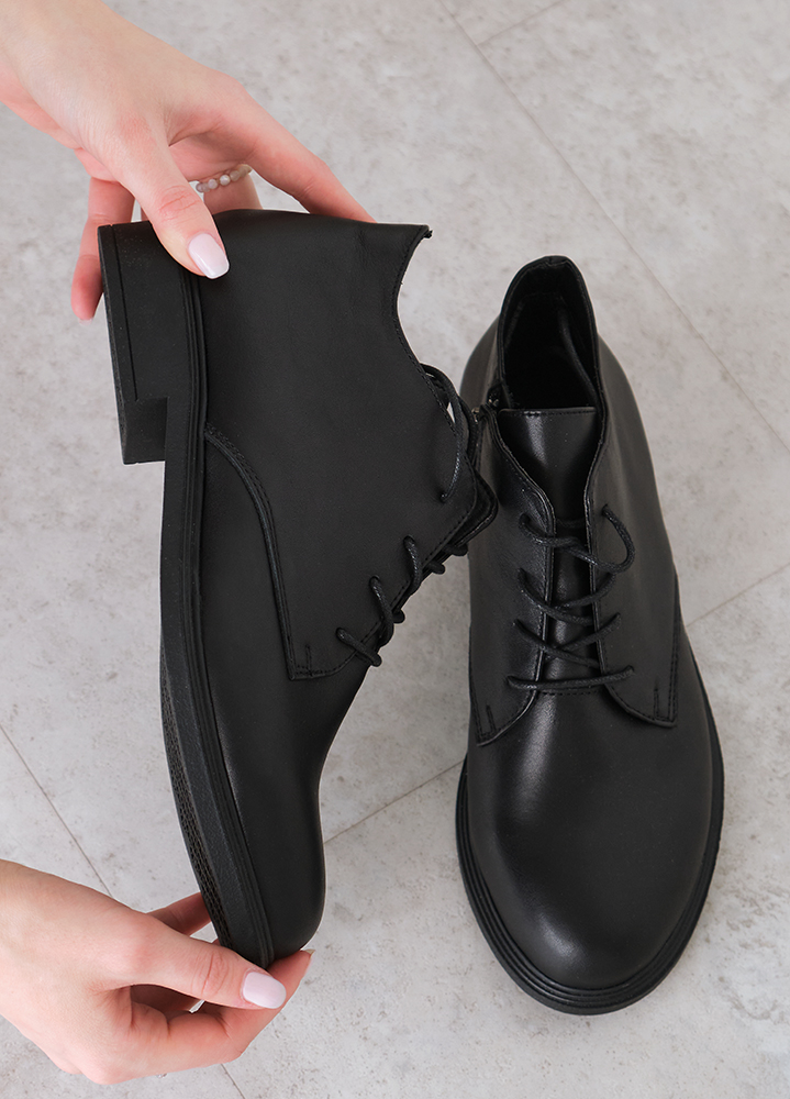 Черевики короткі жіночі шкіряні чорні 8444-28