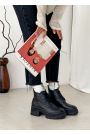 Черевики жіночі шкіряні чорні на підборах 8210-28