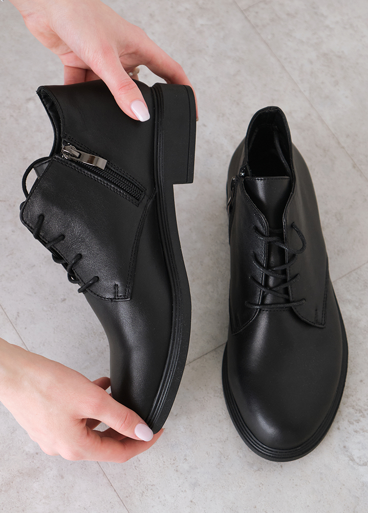 Черевики короткі жіночі шкіряні чорні 8444-28