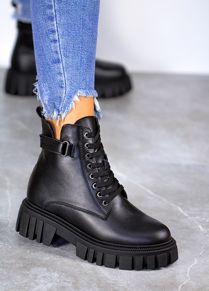 Черевики жіночі шкіряні чорні 8056-28