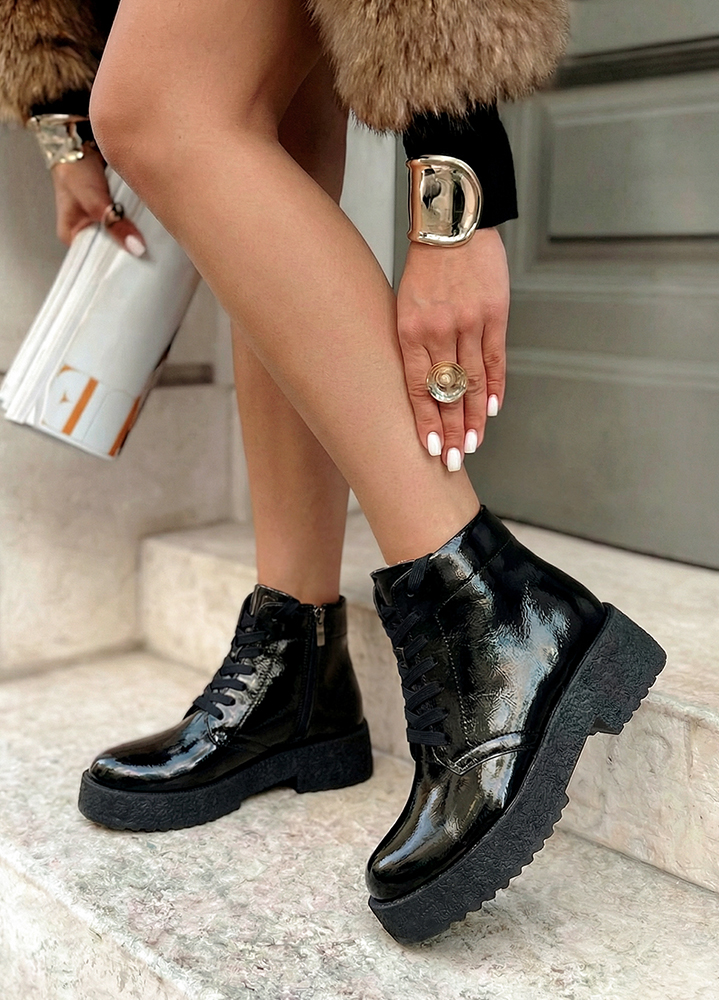 Черевики короткі жіночі лак шкіра платформа чорні 8580-28
