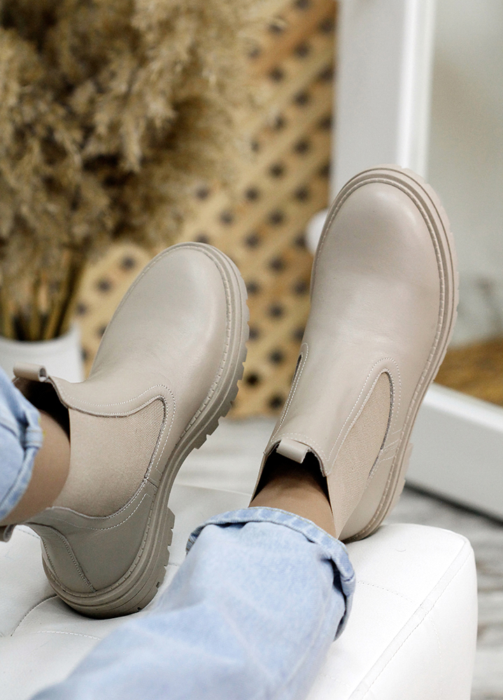 Черевики жіночі шкіряні бежеві з резинкою7803-28