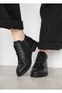 Черевики короткі жіночі шкіряні чорні 8444-28