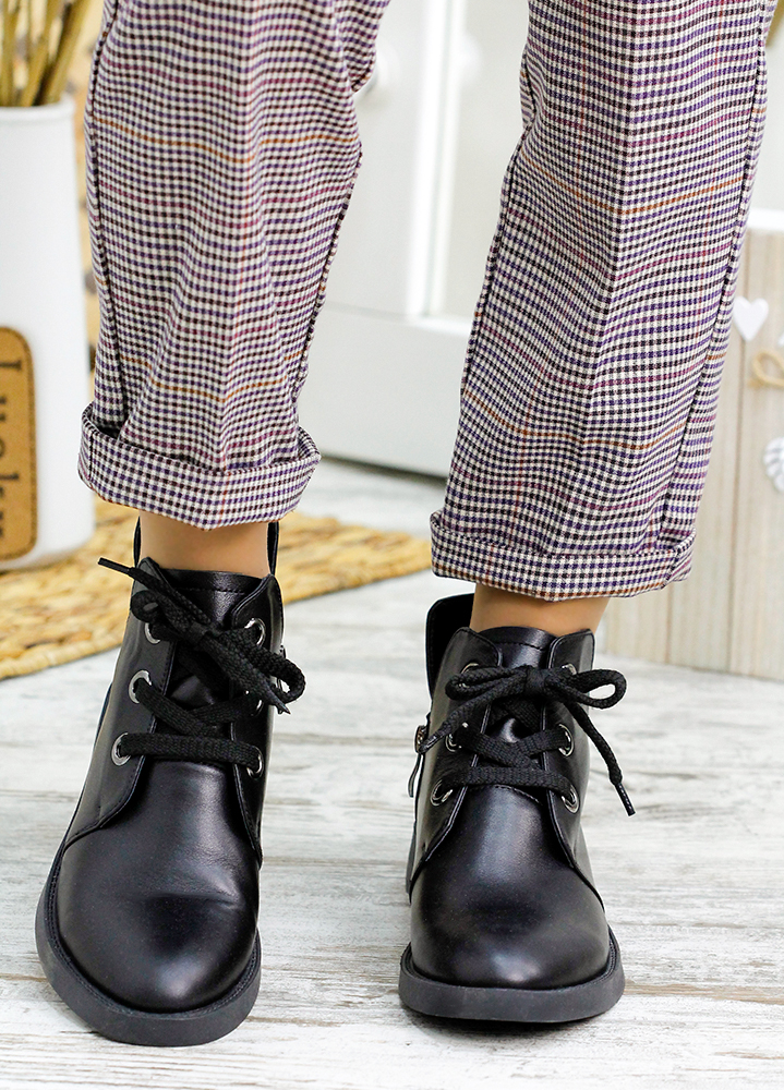 Черевики короткі жіночі шкіряні чорні 7795-28