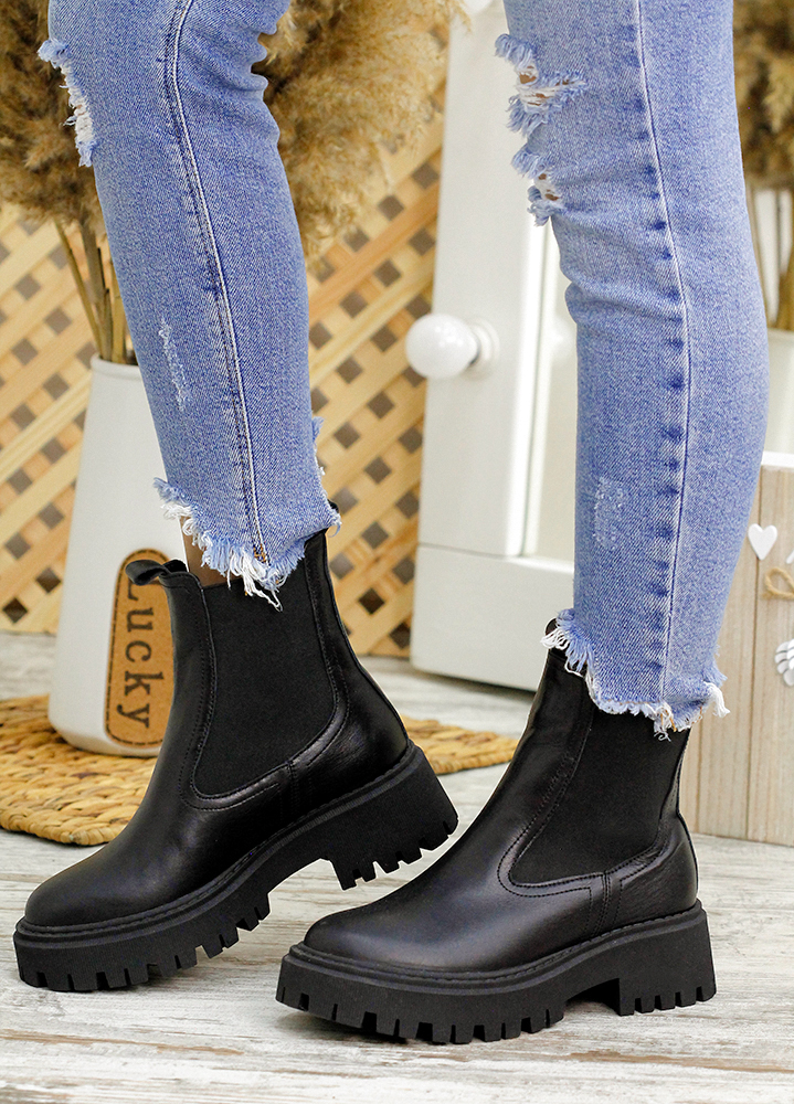 Черевики Челсі жіночі шкіряні чорні 7801-28