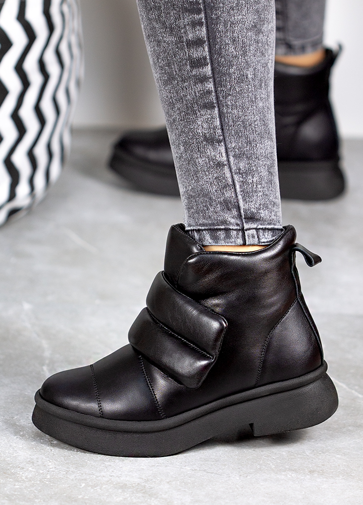 Ботинки женские кожаные черные 8076-28