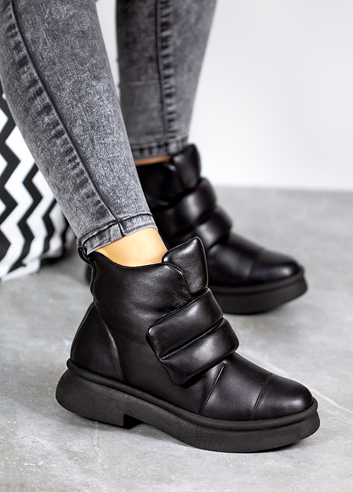 Ботинки женские кожаные черные 8076-28