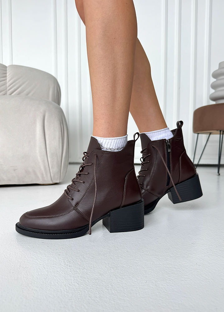Черевики ботильйони жіночі шкіряні brown Lolita 8546-28
