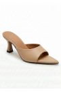 Шльопанці мюлі на маленькому підборі шкіра бежева 8611-28