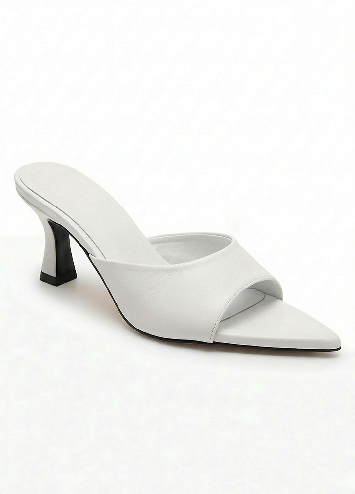 Шльопанці мюлі на маленькому підборі біла шкіра 8614-28