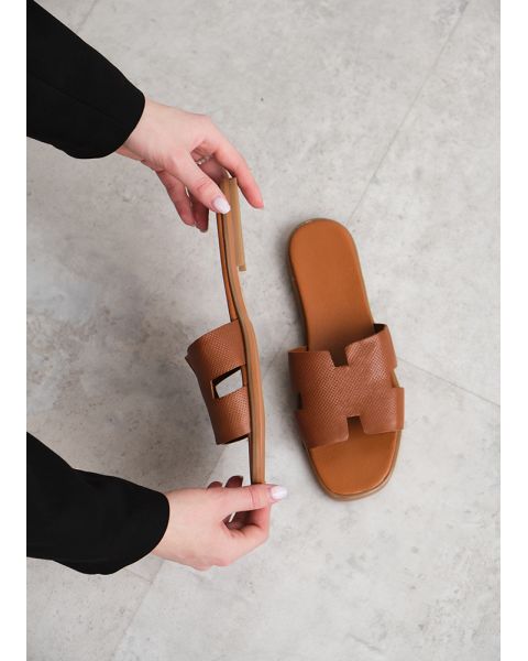 Шлепанцы кожаные brown 8445-28