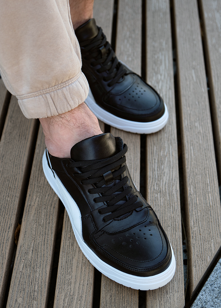 Кросівки чоловічі CAVEN шкіряні чорні 8515-28