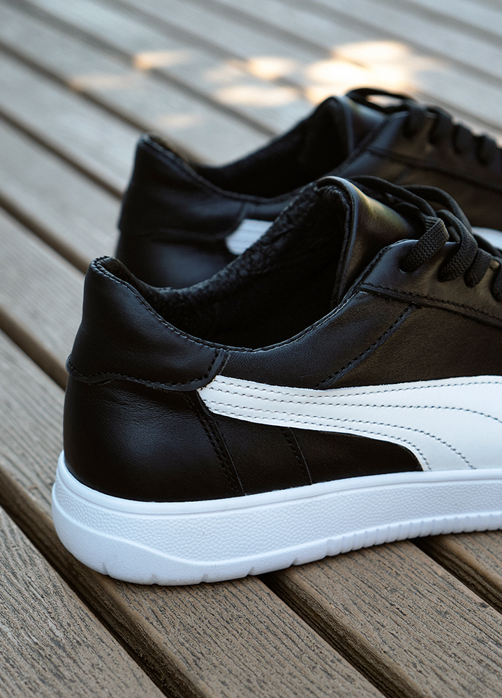 Кросівки чоловічі CAVEN шкіряні чорні 8515-28