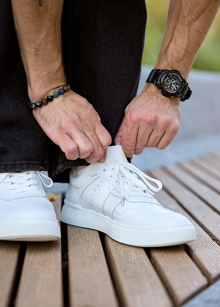 Кросівки чоловічі GALAXY шкіряні білі 8507-28