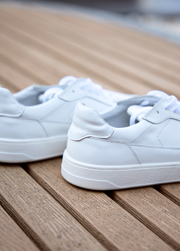 Кросівки чоловічі BAREFOOT шкіряні білі 8516-28