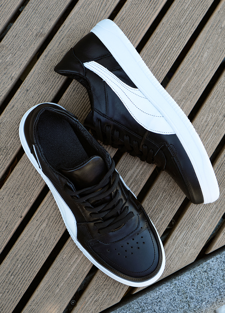 Кросівки чоловічі CAVEN шкіряні чорні 8515-28