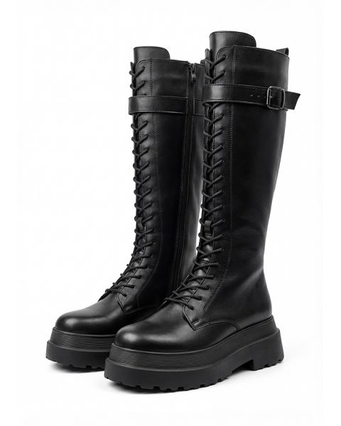 Високі шкіряні чоботи берці чорні на шнурівці 8582-28