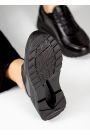Кросівки жіночі шкіряні чорні LOOK 7979-28