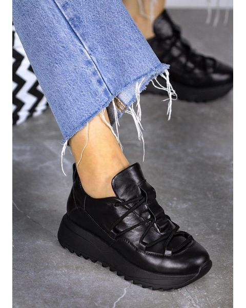 Кроссовки женские кожаные черные KORSET 8010-28