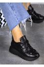 Кросівки жіночі шкіряні чорні KORSET 8010-28