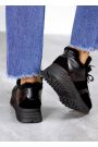 Кроссовки женские зимние кожаные черные DAY 8054-28