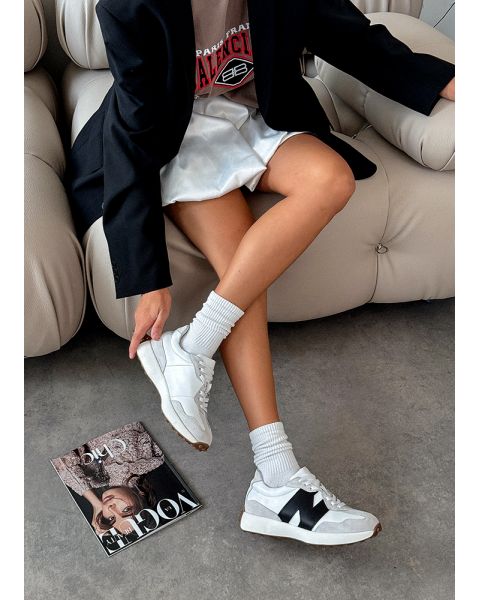 Кроссовки женские кожаные белые Balance 8236-28