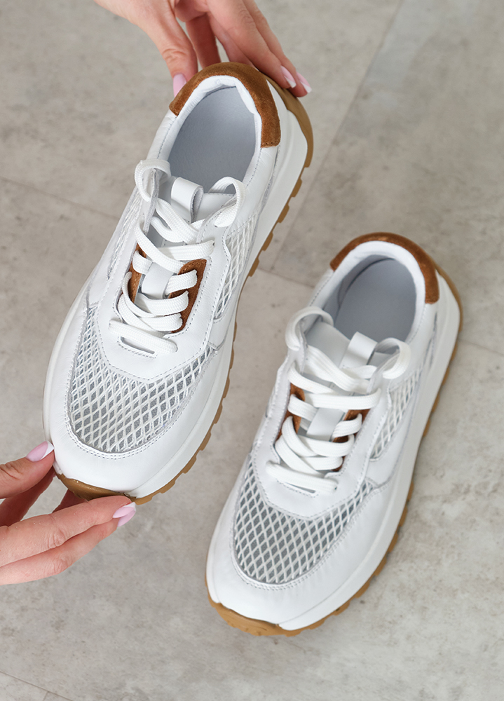 Кросівки жіночі шкіряні літні білі 8464-28