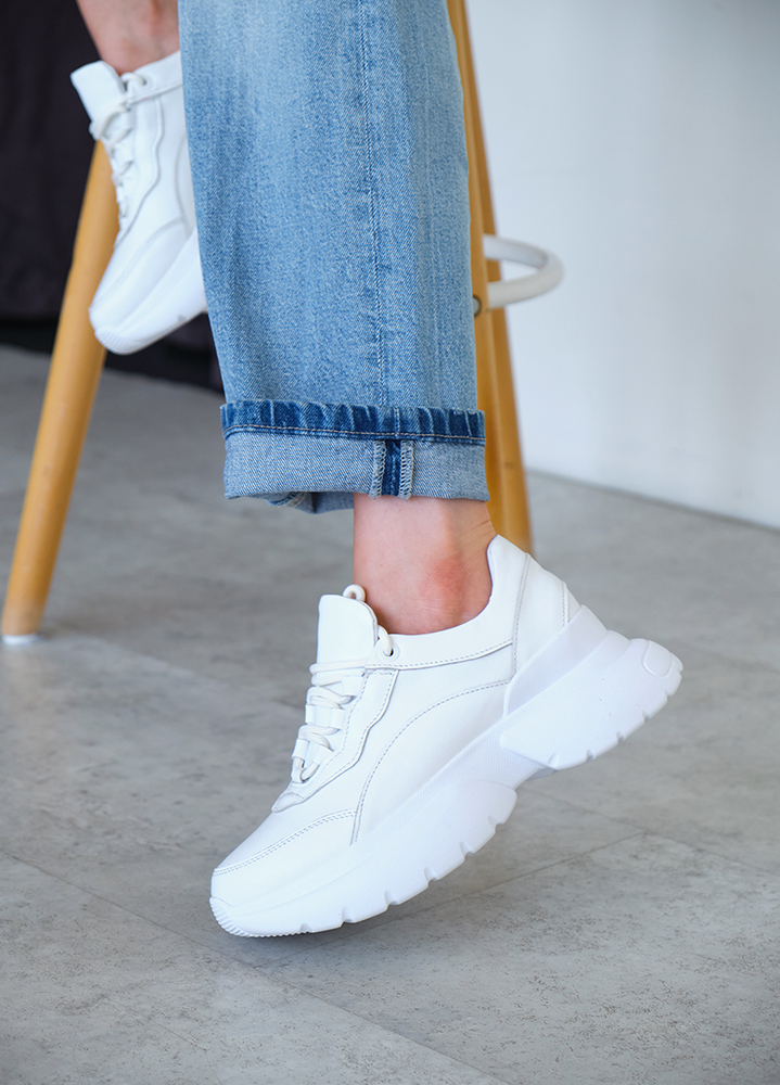 Кроссовки женские кожаные белые GOLD 8479-28