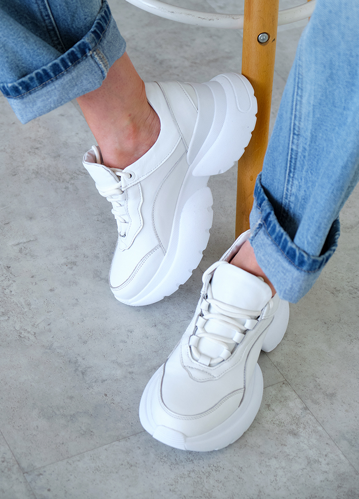 Кроссовки женские кожаные белые GOLD 8479-28