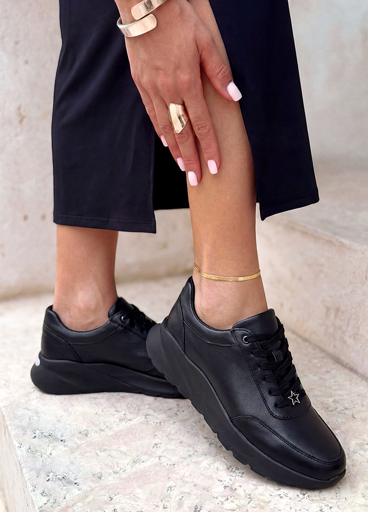 Кросівки жіночі шкіряні чорні STAR 8615-28