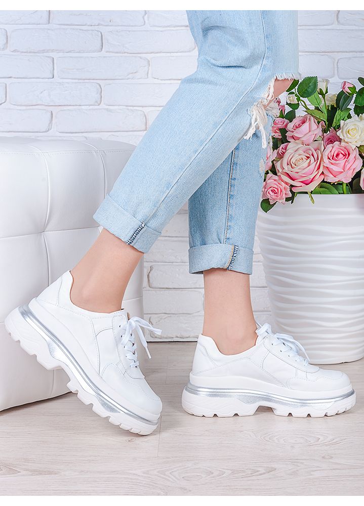 Кроссовки кожаные Balenc!aga белые 7001-28