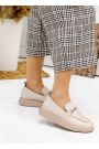 Туфлі лофери жіночі шкіряні бежеві 7903-28
