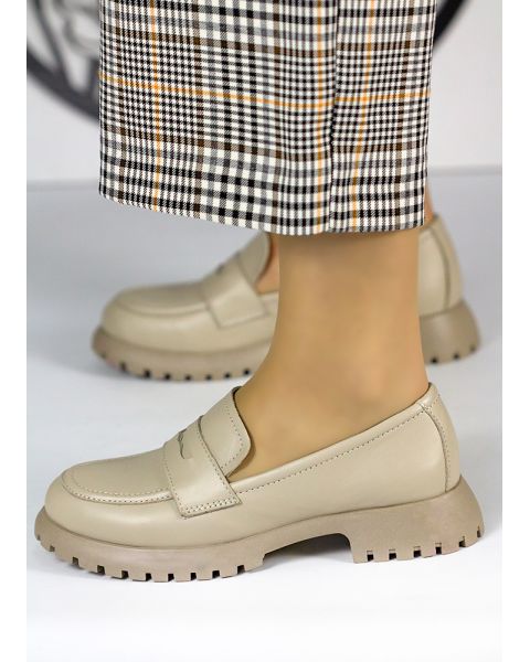 Туфли женские кожаные бежевые лоферы 7976-28