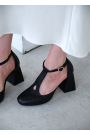 Туфлі жіночі шкіряні чорні на підборах 8481-28