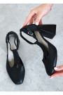 Туфлі жіночі шкіряні чорні на підборах 8481-28