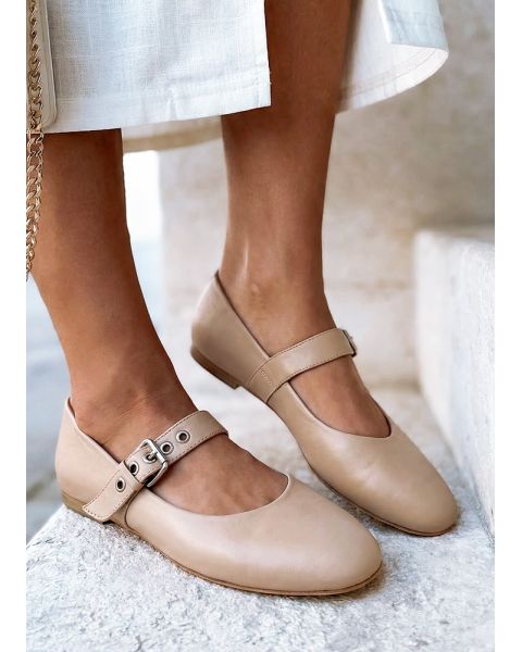 Туфли Mary Jane с ремешком кожаные бежевые 8638-28 Туфли Mary Jane с ремешком кожаные бежевые 8638-28