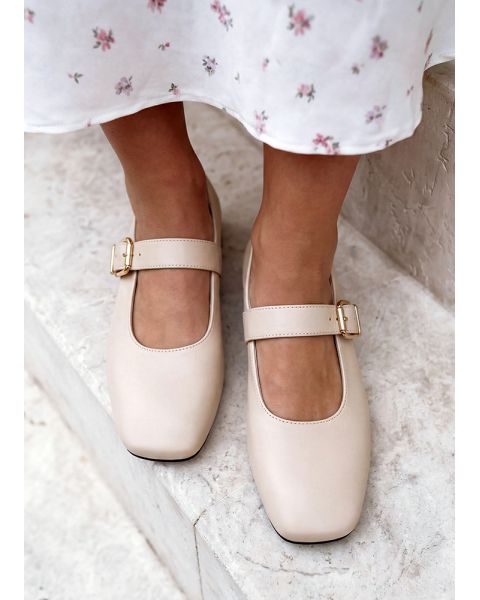 Туфли балетки молочные кожа квадратный мыс 8647-28 Туфли балетки молочные кожа квадратный мыс 8647-28