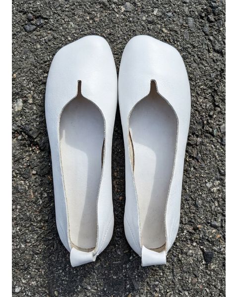 Туфлі балетки білі Barefoot шкіряні 8696-28