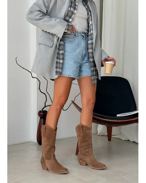 Чоботи козаки brown замша 8223-28