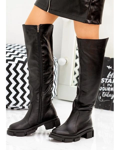 Ботфорти чорна шкіра 8058-28