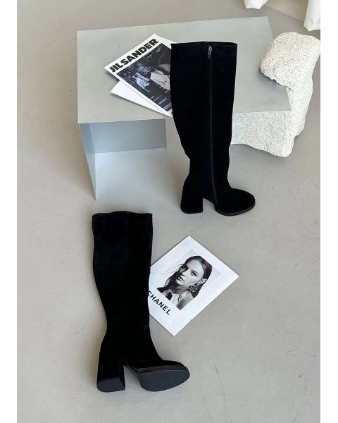 Ботфорти натуральна замша чорний 8256-28